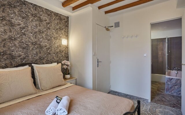 Hotel Petit Vix