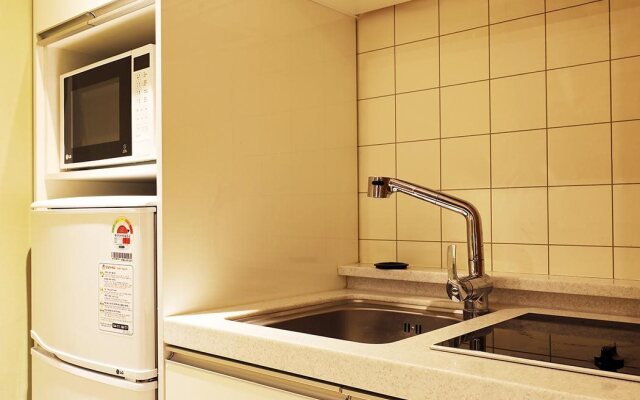 Joy Plus Hotel