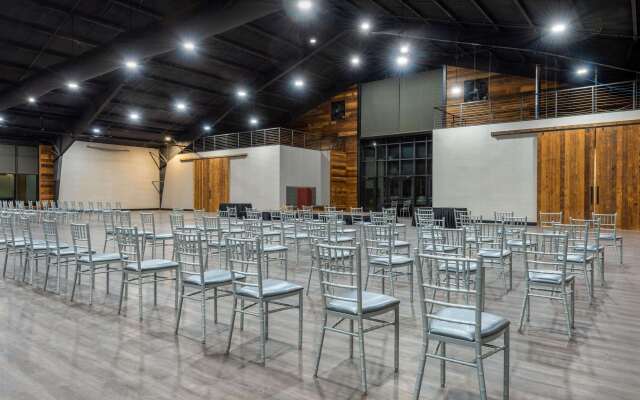 Wyndham Lancaster Resort & Convention Center