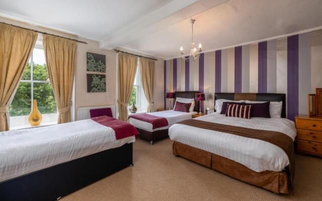 Alston House Hotel