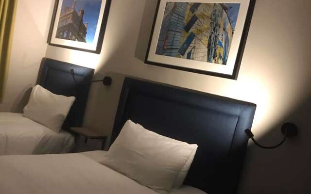 The Ireton by Stay in Belfast