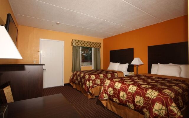 BLUE SKY INN Glens Falls-Saratoga-Lake George