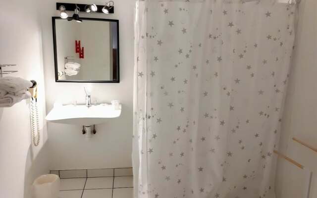 Hotel Kyriad BESANCON - Palente