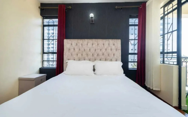 Lux Suites Mararo Court Apartments