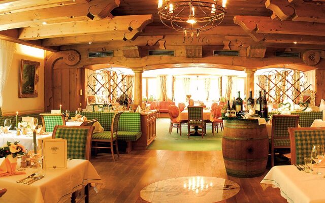 ZILLERTALERHOF - Alpine Hideway