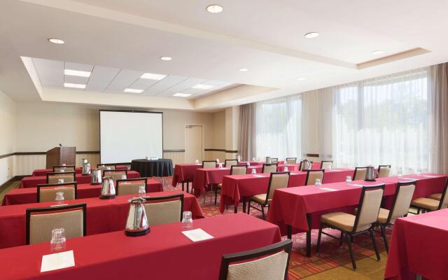 Embassy Suites by Hilton Boston Waltham