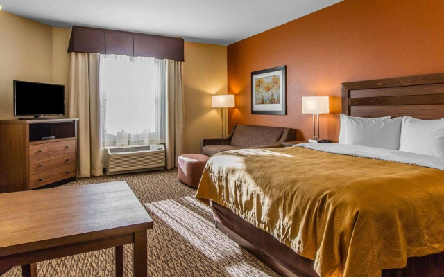 MainStay Suites Watford City - Event Center