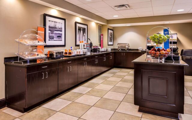 Hampton Inn Gonzales