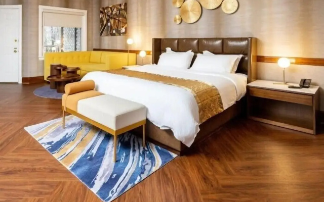Chateau Merrimack Resort & Spa