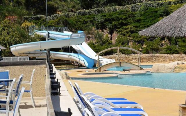 Maison Salavas, 3 Pièces, 6 Personnes - Fr-1-382-32