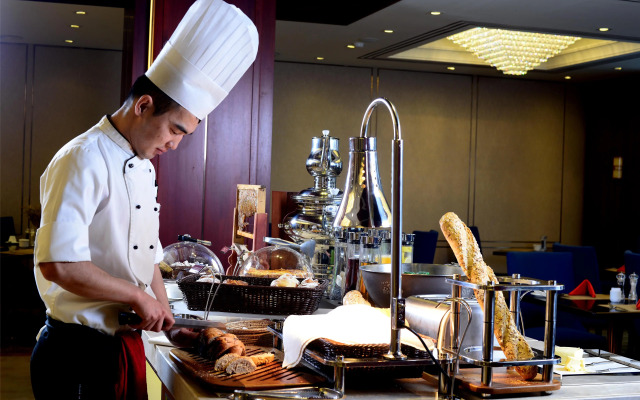 Kempinski Hotel Khan Palace