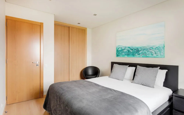 The Light Stay at Cascais