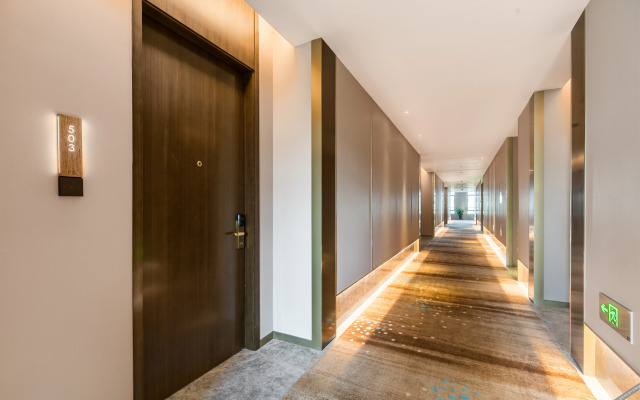 Huzhou Junchen Rezen Hotel