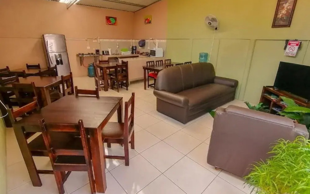 Nice Place Hostel