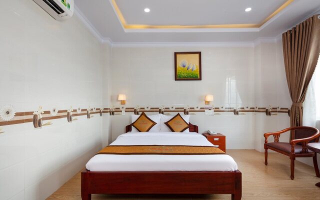 Phuc Ngoc Hotel