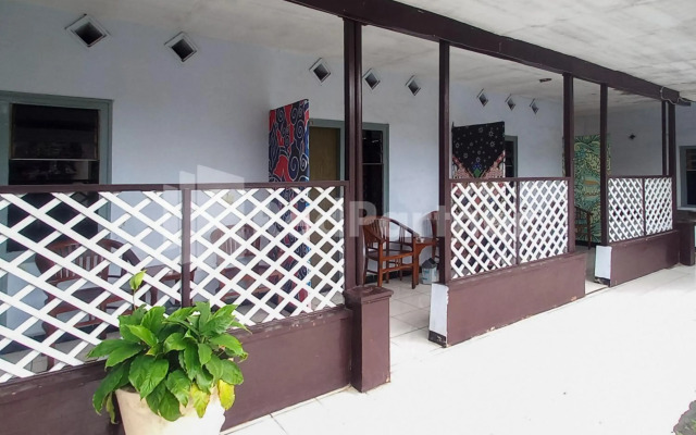 OYO 1036 Hotel Palem 1