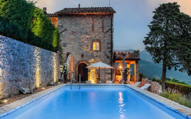 Gran Burrone Castle in Borgo a Mozzano