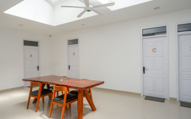 RedDoorz near Bukitsari Semarang