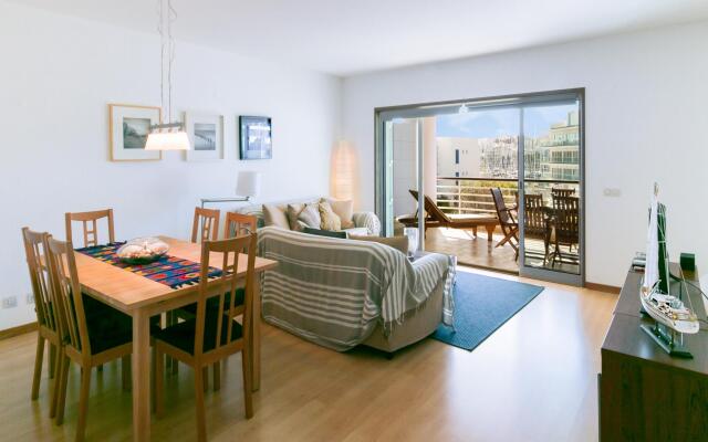 B19 - Marina Club Apartment
