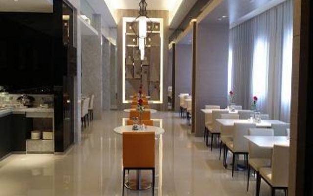 Jinjiang Inn Select Ningbo Tianqi Square Kaiming Street Branch