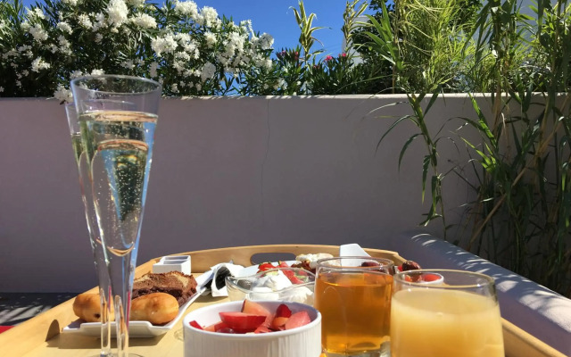 Art Hotel Santorini