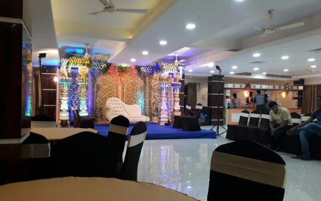 Hotel Akash Sarovar