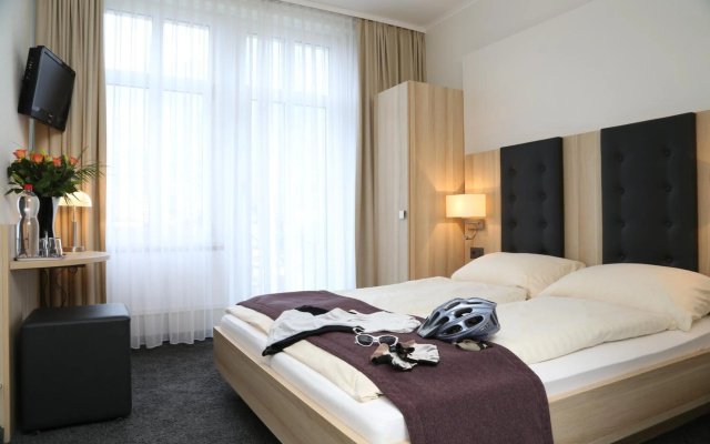 Hotel Lötschberg – Guest Rooms – Interlaken