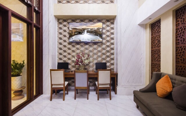 Rosy Hotel Nha Trang