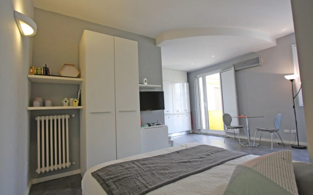 Travel & Stay - Sforza