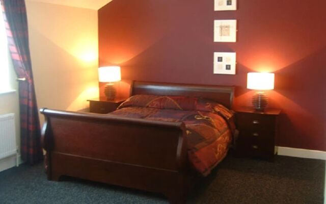 Laragh House
