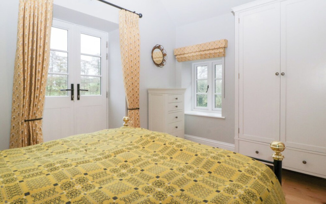 Velindra Farm Cottage