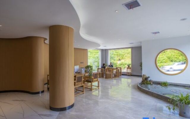 Yunqi Jingsu Hotel