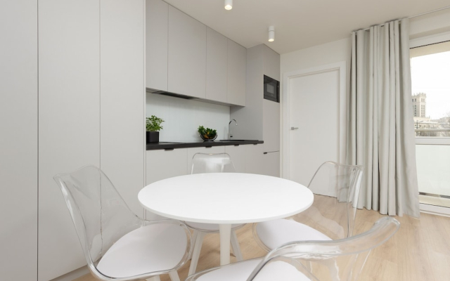 Emilii Plater Apartment by Renters