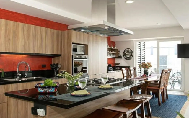 Zoho Skies Amazing View Sleeps 6