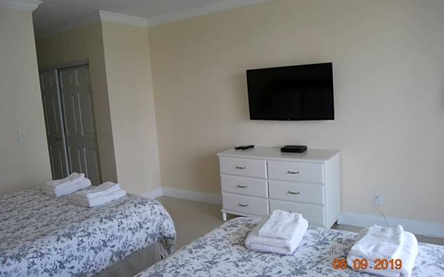 Ocean Reserve Piso 7 STR-310