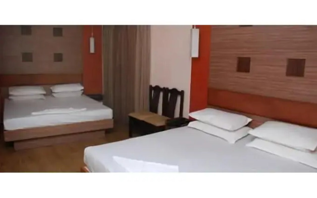 Hotel Maneck Residency