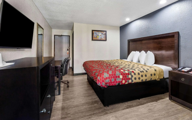Econo Lodge Akron Copley Northwest