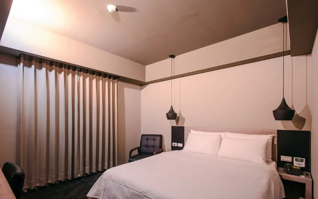 Kiwi Express Hotel - Jiuru