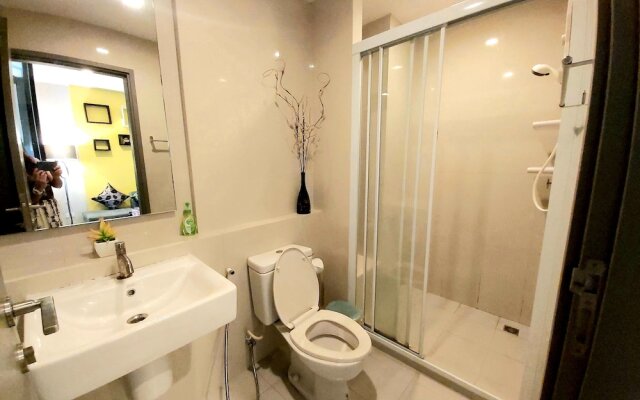 The Base Central Pattaya by Alin