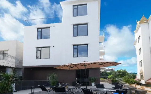 Kite Sea View Courtyard