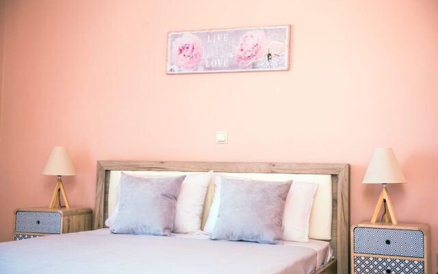 Xristiana's House - by Corfuescapes