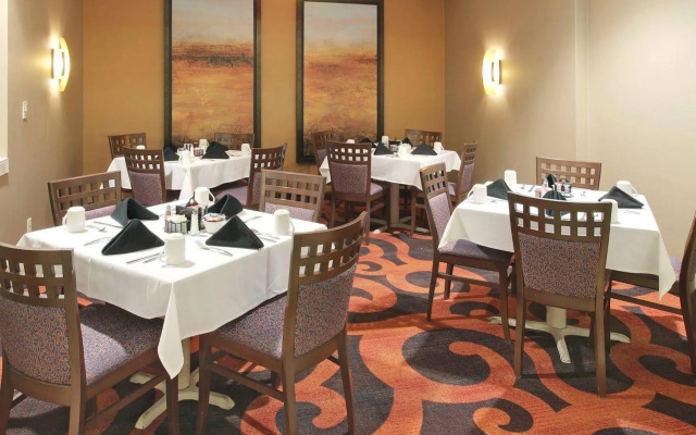 Holiday Inn Springdale/Fayetteville Area by IHG