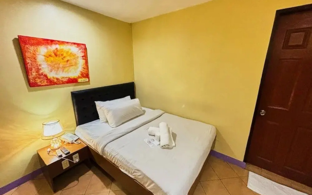 Comfy Inn Mabini Manila