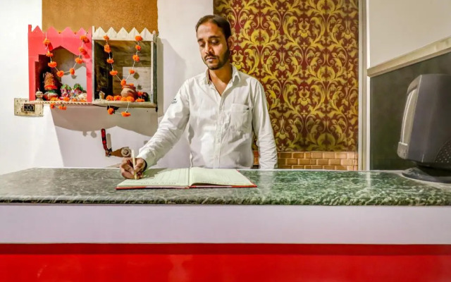 Hotel Kasturi Plaza by OYO Rooms