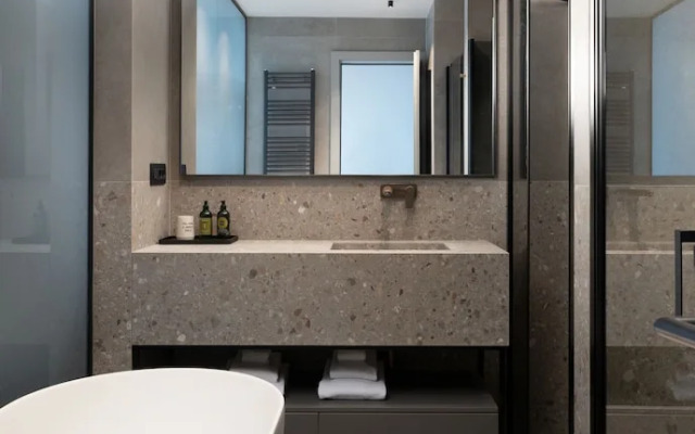 La Vista Suites