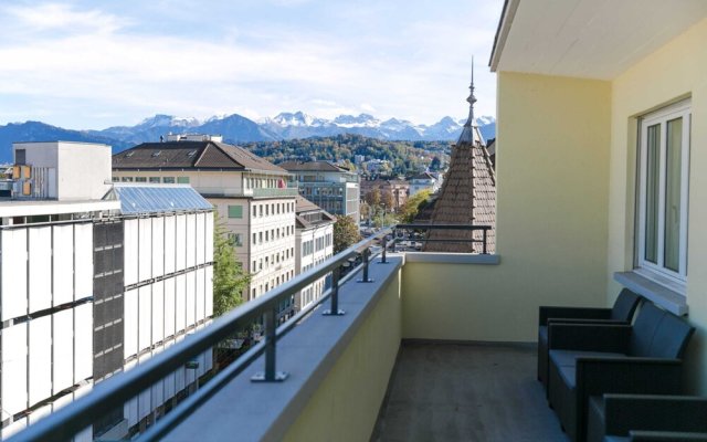 AirHosted - Lucerne City Centre