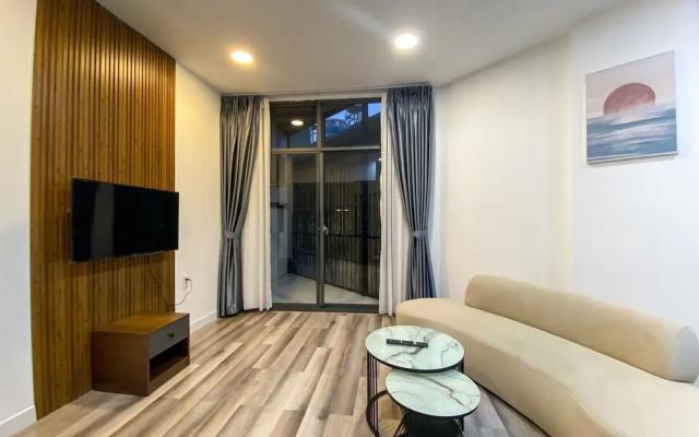 Zeus Living - 7C Downtown By Feet