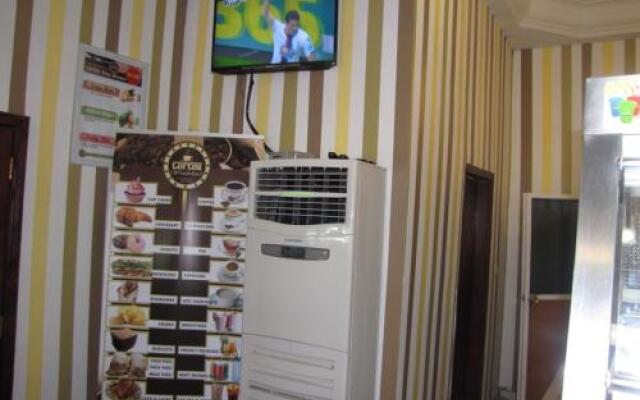 Jabali Apartments