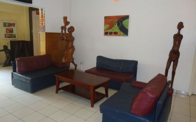 Ave Maria Hotel