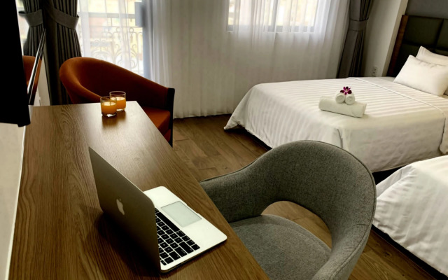 Royal Dragon Boutique Hotel